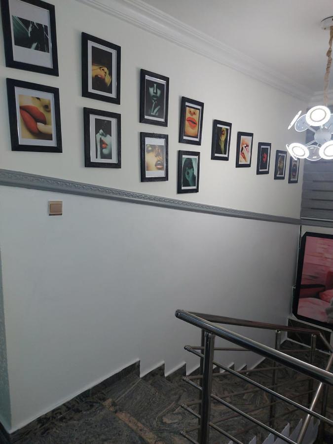 Rush Hotel & Apartments 라고스 외부 사진