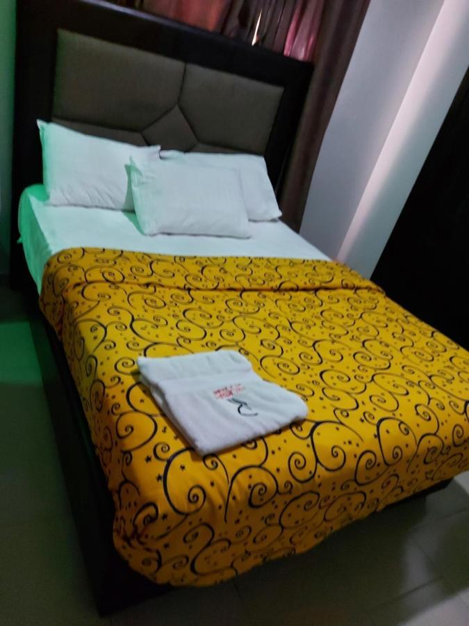 Rush Hotel & Apartments 라고스 외부 사진